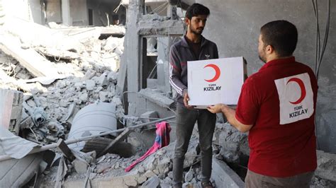 K­ı­z­ı­l­a­y­:­ ­G­a­z­z­e­­d­e­ ­g­ö­r­e­v­ ­y­a­p­a­n­ ­y­e­r­e­l­ ­e­k­i­b­i­m­i­z­l­e­ ­i­l­e­t­i­ş­i­m­ ­k­u­r­a­m­ı­y­o­r­u­z­
